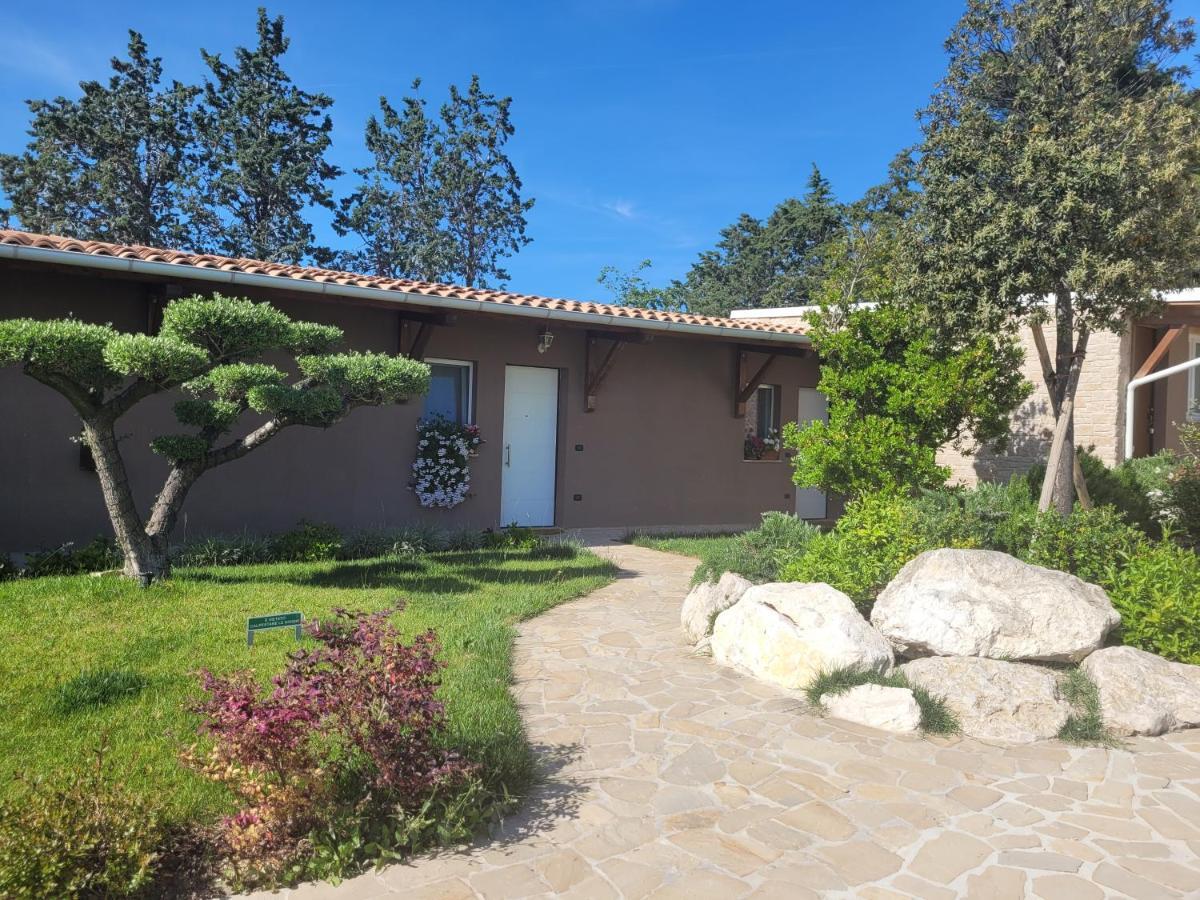 La Collina Dei Cavalieri Villa Belvedere Ostrense Kültér fotó