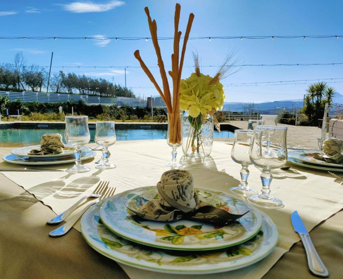 La Collina Dei Cavalieri Villa Belvedere Ostrense Kültér fotó